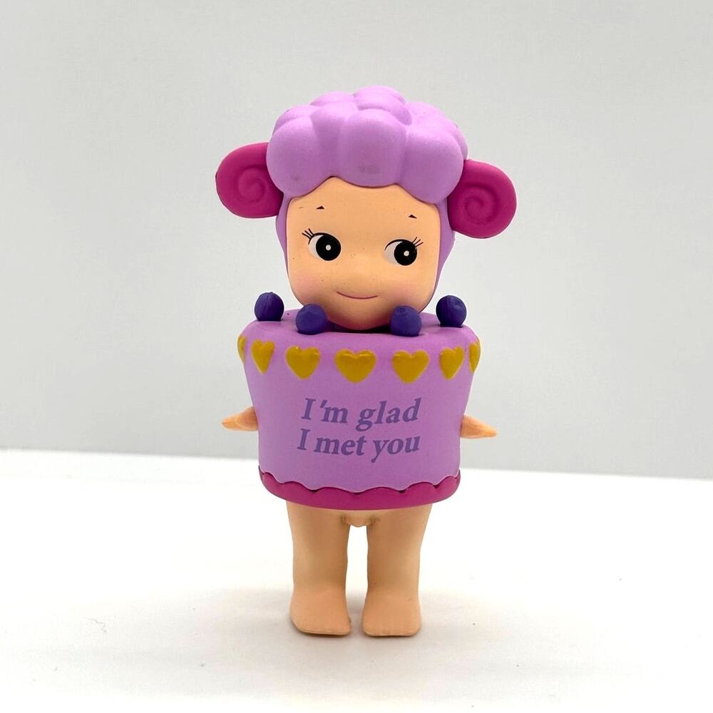 New Unbranded Kewpie/Angel Collectible Mini Figure Sheep Birthday Cake, Open Bx